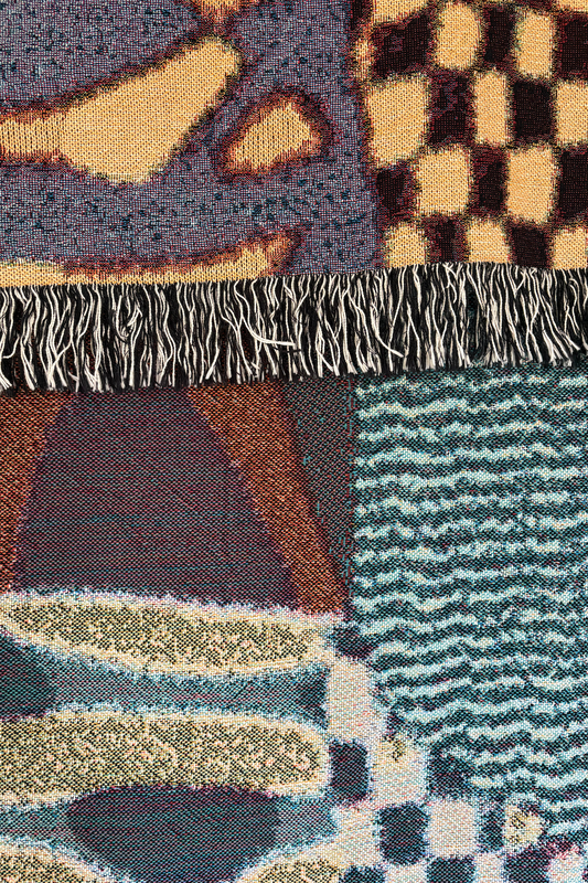 Onda Woven Throw Blanket