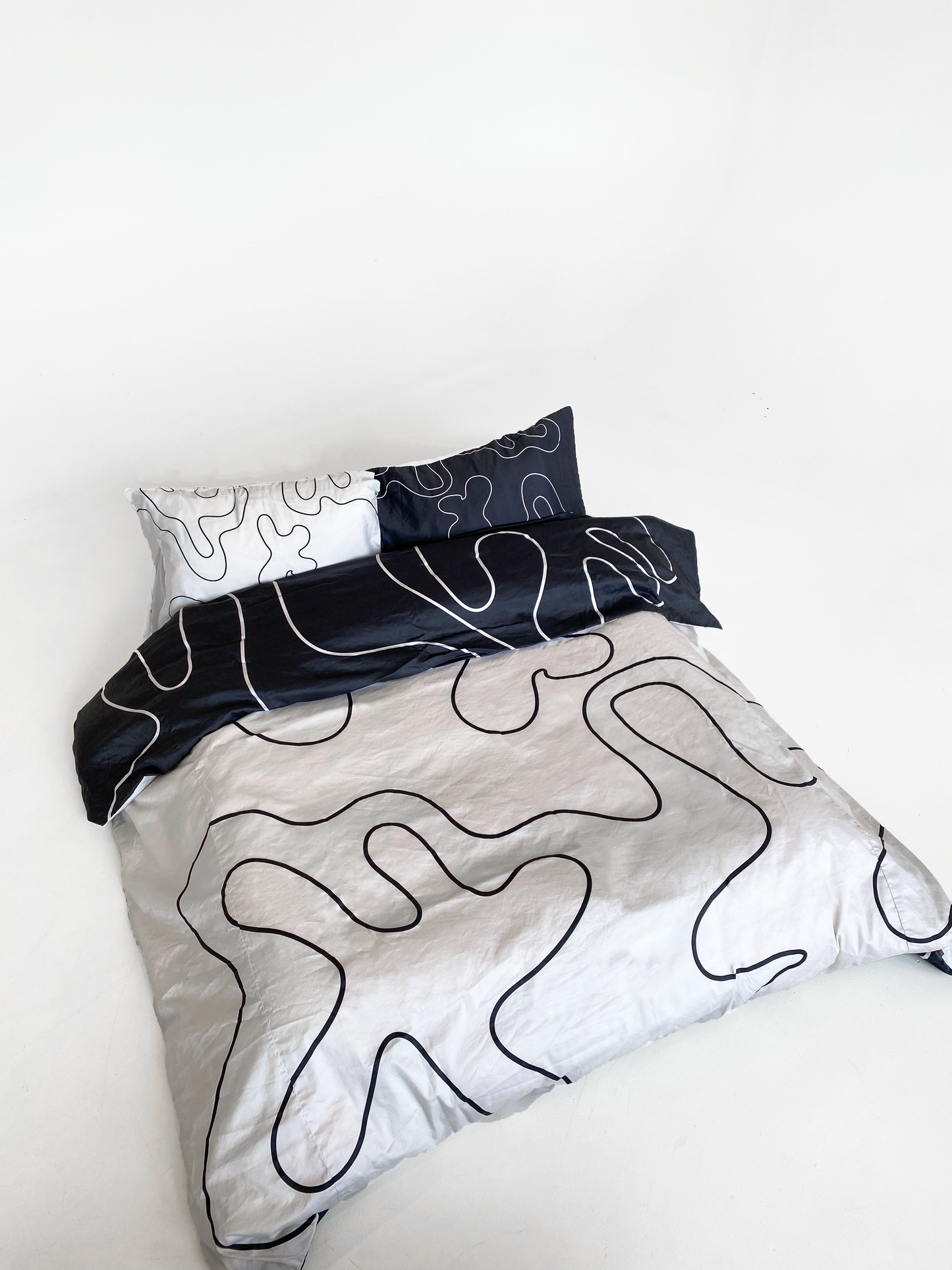 Dancing Shapes Duvet Set
