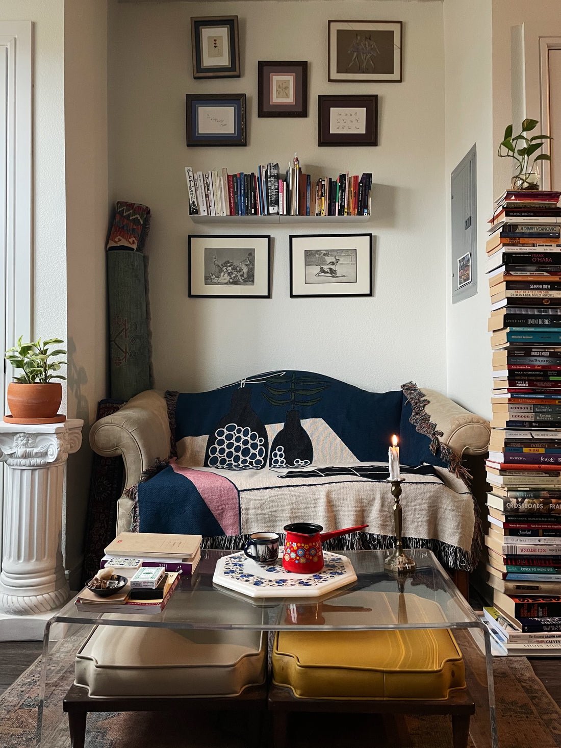 The Ultimate Guide to Creating a Functional and Stylish Small Space