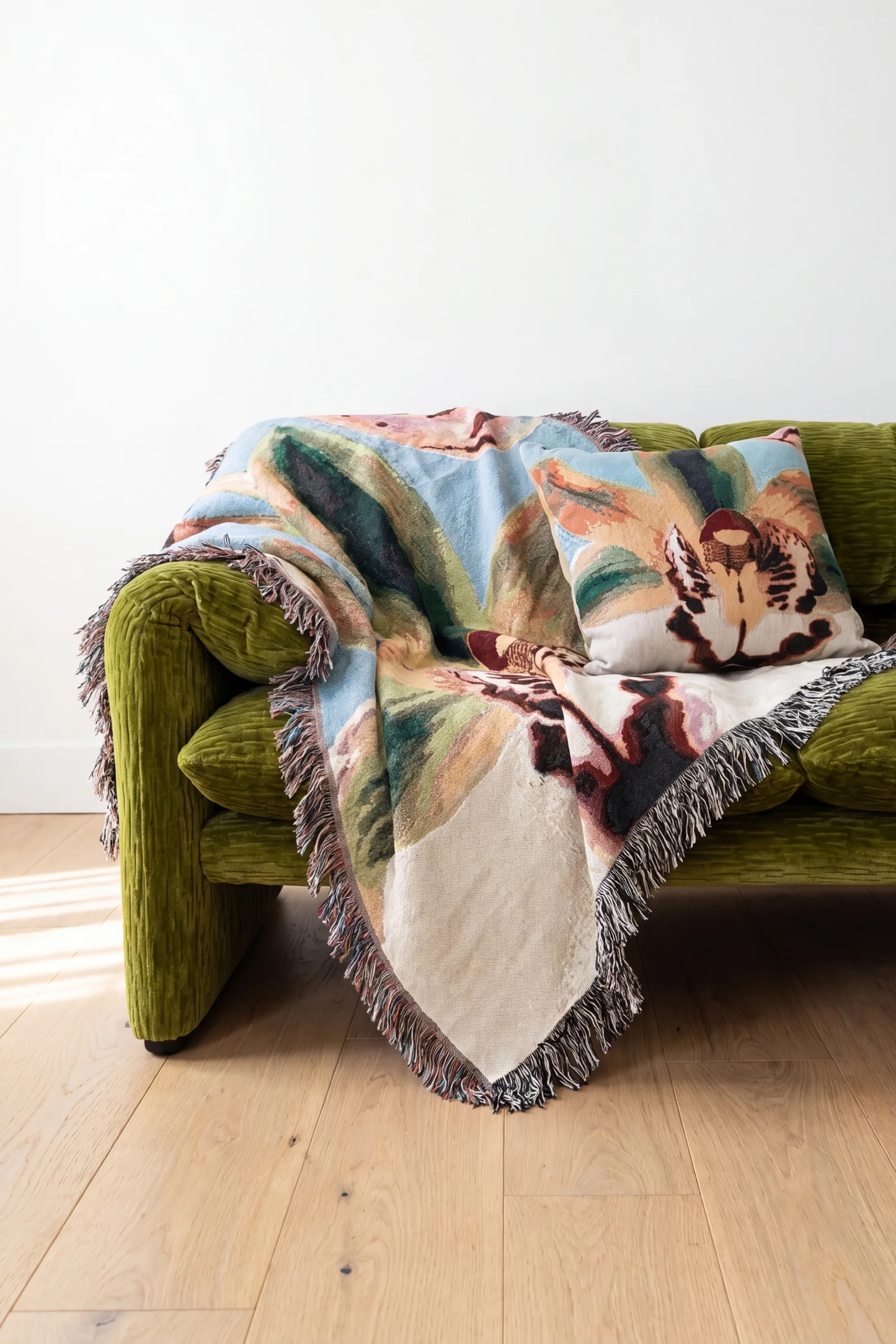 Orquidea Woven Throw Pillow