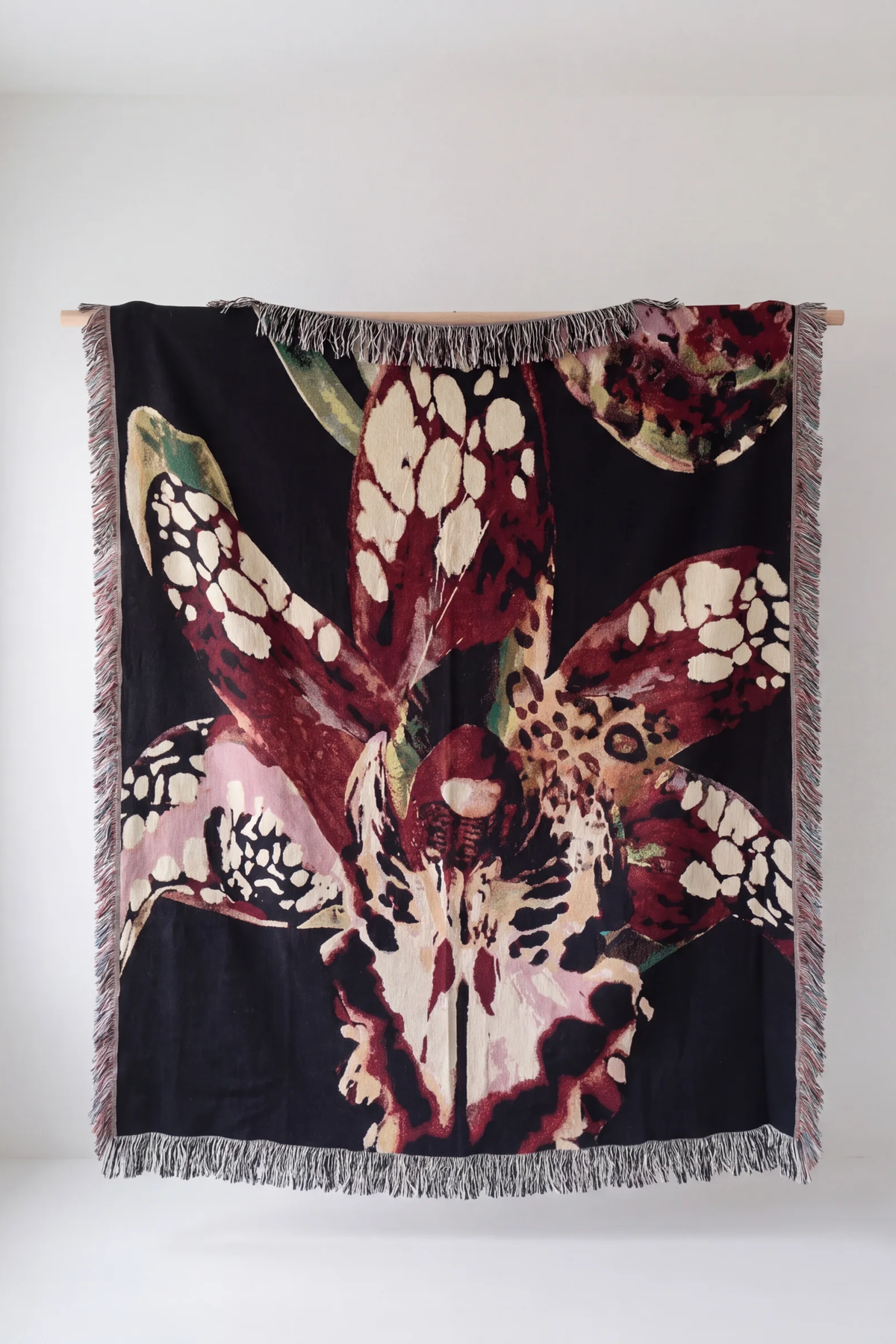 Midnight Orquidea Woven Blanket