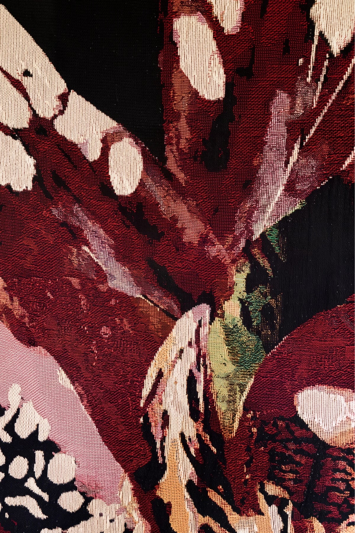 Midnight Orquidea Woven Blanket