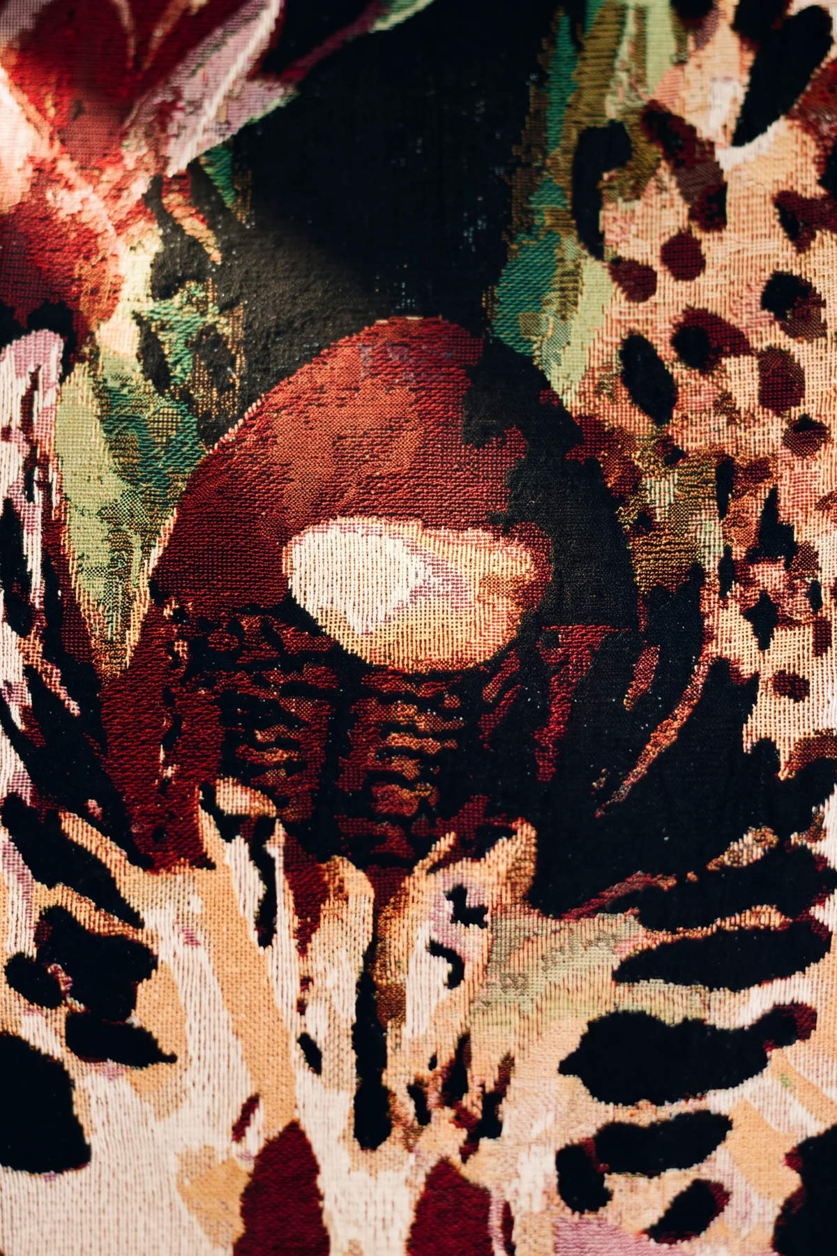 Midnight Orquidea Woven Blanket
