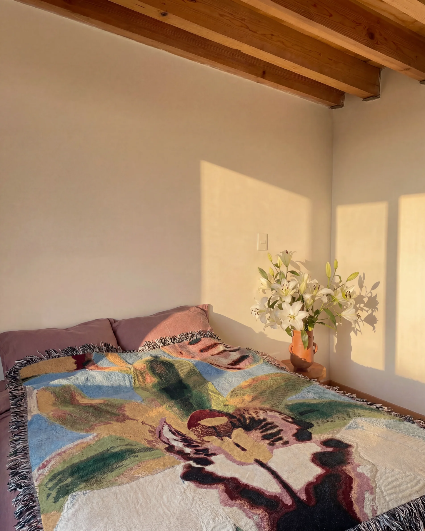 Orquidea Woven Throw Blanket
